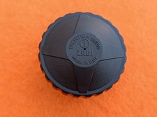 Petrol tank cap d'occasion  Expédié en Belgium