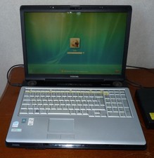 Ordinateur portable toshiba d'occasion  Chevreuse