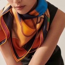 Hermes carre silk d'occasion  Expédié en Belgium