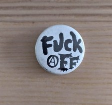 Badge punk 32mm d'occasion  Grenoble-