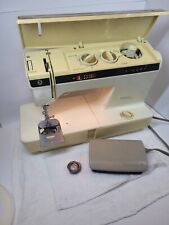 Singer futura model for sale  Schaumburg