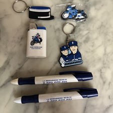 Porte clé stylos d'occasion  Crespières