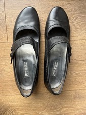 Ladies court shoes for sale  MAIDSTONE