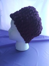 Chapéu feito à mão roxo escuro violeta primeira vez artesão! Prepare-se para o inverno! comprar usado  Enviando para Brazil