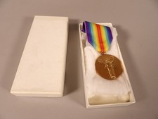 Ancienne médaille interallié d'occasion  Paris-