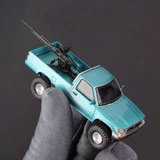 Toyota Hilux RN80 picape modelo liga de metal fundido escala 1:64 1995, usado comprar usado  Enviando para Brazil