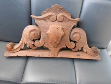 Old wooden pediment d'occasion  Expédié en Belgium