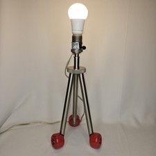 RARO! Lámpara de rueda única para tabla de skate - Trípode patas enrollables rojas - ¿Hecha a mano a medida? segunda mano  Embacar hacia Mexico