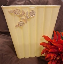 Cesto de lixo plástico rígido vintage meados do século off white lata de lixo 10,5”, usado comprar usado  Enviando para Brazil