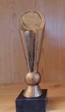 Design figuren pokal gebraucht kaufen  Niederwerrn