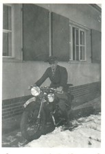 Foto, Dt. Reich 1935: Junger Mann mit seiner NSU-D 201 im Winter (MB)21307 comprar usado  Enviando para Brazil