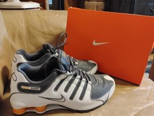  2011 Nike Shox NZ MASCULINO TAMANHO US11.5 BRANCO/LARANJA 378341-138 comprar usado  Enviando para Brazil
