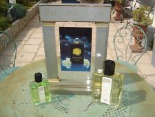 Presentoir publicitaire parfum d'occasion  Gonfreville-l'Orcher