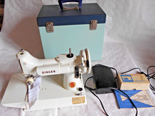 Ancienne machine coudre d'occasion  Bais