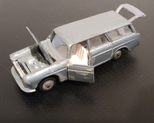 Majorette peugeot 404 d'occasion  Bédarieux