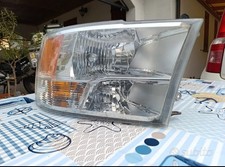 Faro anteriore destro usato  Mogliano Veneto