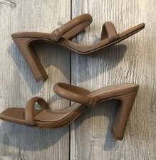Women size 7.5 for sale  Carney