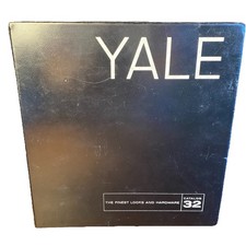 Yale Locks catálogo de vendas 32 fichários fechaduras vintage ferragens serralheiro produtos 67 comprar usado Yale Locks catálogo de vendas 32 fichários fechaduras vintage ferragens serralheiro produtos 67 comprar usado  Enviando para Brazil
