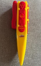 Hasbro - Play Doh - Tiras e aparadores divertidos de fábrica em forma de caneta - Mini brinquedo novidade comprar usado  Enviando para Brazil