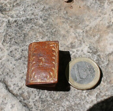 Minuscule petit livre d'occasion  France