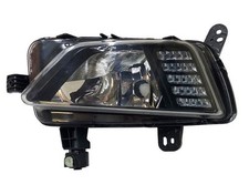 Faro fendinebbia destro usato  Italia