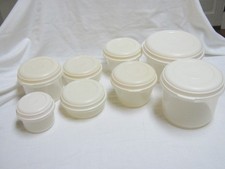 Rubbermaid round food for sale  Phillipsburg