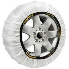 Goodyear set catene usato  Roccagloriosa