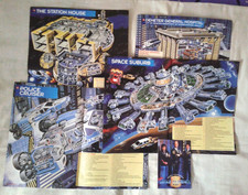 Space precinct set for sale  LONDON