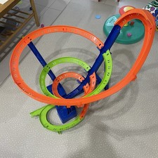 Mattel Hot Wheels brinquedo carro pista conjunto espiral velocidade colisão HGV67 comprar usado  Enviando para Brazil