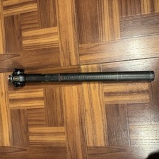 Poste de assento Specialized FACT carbono, 27,2 mm, 360 mm, retrocesso de 10 graus, muito bom estado comprar usado  Enviando para Brazil