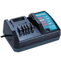 Makita dc18wa 18v usato  Vo
