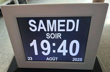 Cadre horloge numérique d'occasion  Fontenay-aux-Roses