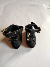 Petites chaussures poupée d'occasion  La Seyne-sur-Mer