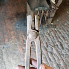 Hollow bit tongs for sale  BRIGG