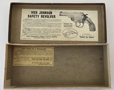 Vintage Iver Johnson 38 Cal. Caixa de revólver de segurança sem martelo EUA Fitchburg MA comprar usado  Enviando para Brazil