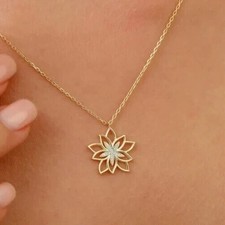 Pendentif mariage fleur d'occasion  Expédié en France