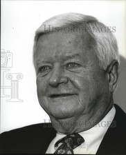 Usado, 1993 Press Photo Milton Zilis, Presidente do Corpo de Serviço de Executivos Aposentados comprar usado  Enviando para Brazil