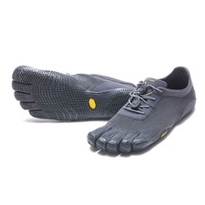 Vibram scarpe sportive usato  Montecatini Terme