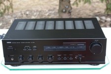Yamaha 550 amplificatore usato  Sparanise