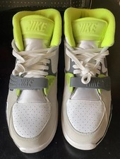 Nike air trainer d'occasion  Paris III