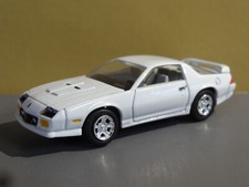 3RD GEN 1988-1991 CHEVY CAMARO Z/28 1LE MUSCLE CAR 1/64 DIORAMA FUNDIDO MODELO M comprar usado  Enviando para Brazil