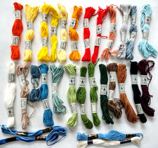 Lot échevettes mercerie d'occasion Lot échevettes mercerie d'occasion  Cusset