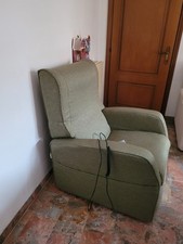 Poltrona elettrica alzapersona usato  Monteriggioni