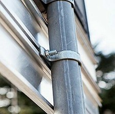 Accessori montaggio staffe usato  Italia