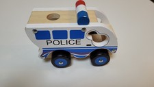 Holzauto polizeiauto holzspiel gebraucht kaufen  Göppingen