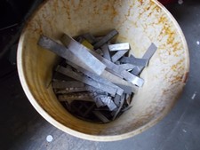 Impressora de sucata 35 lb prensa tipográfica chumbo linótipo monotipo recarga. comprar usado Impressora de sucata 35 lb prensa tipográfica chumbo linótipo monotipo recarga. comprar usado  Enviando para Brazil