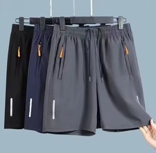 Pantaloncini uomo estivi usato  Vaiano