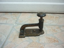 Ancienne agrafeuse bureau d'occasion Ancienne agrafeuse bureau d'occasion  Magny-en-Vexin