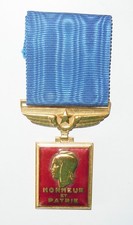 Belle médaille aéronautique d'occasion Belle médaille aéronautique d'occasion  Senozan