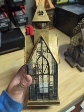 Lanterna de vela arquitetônica de vidro e metal ouro preto pátina Hampton House 11"" comprar usado Lanterna de vela arquitetônica de vidro e metal ouro preto pátina Hampton House 11"" comprar usado  Enviando para Brazil